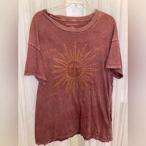 American Eagle “Live by the sun” T-Shirt